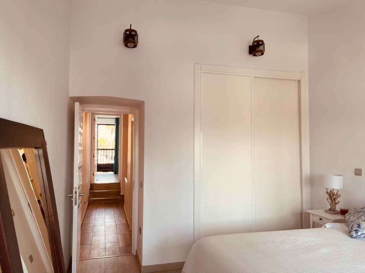 Vivienda Unica En Primera Linea De Playa San Bartolomé Екстериор снимка