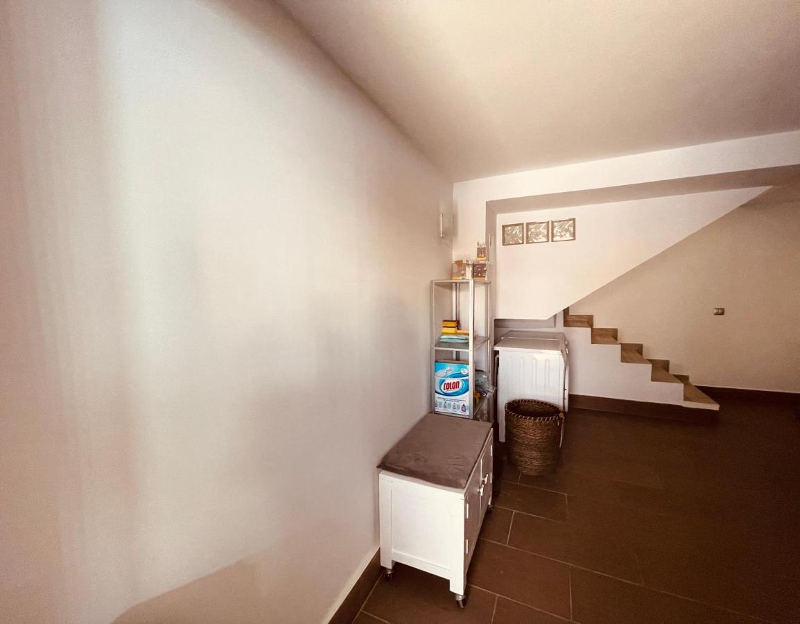 Vivienda Unica En Primera Linea De Playa San Bartolomé Екстериор снимка